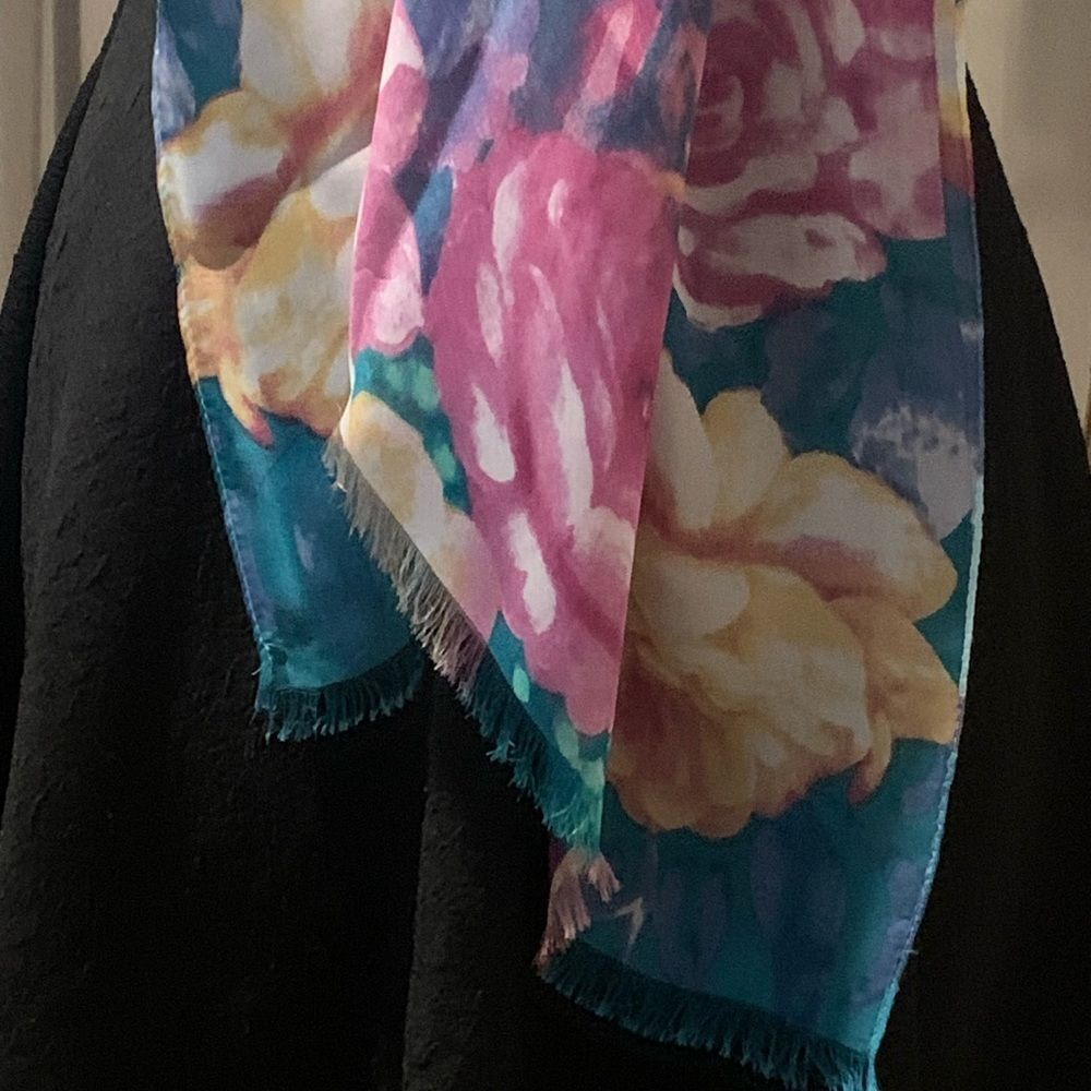 MSK Feels Like Silk Floral Scarf